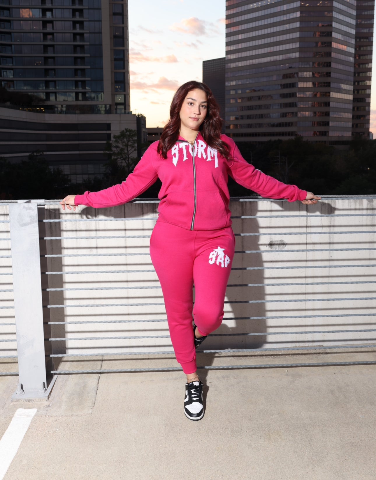 PINK STORM SWEATPANTS